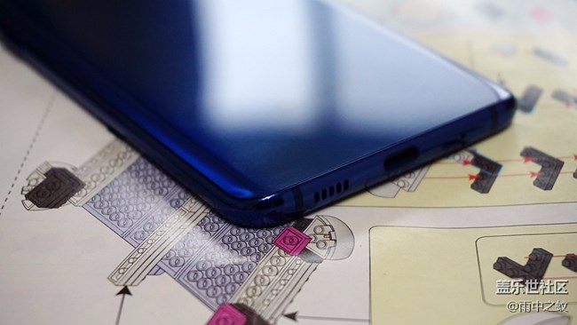 是妥協(xié)還是另辟蹊徑？黑瞳全視屏是一種什么體驗(yàn)？