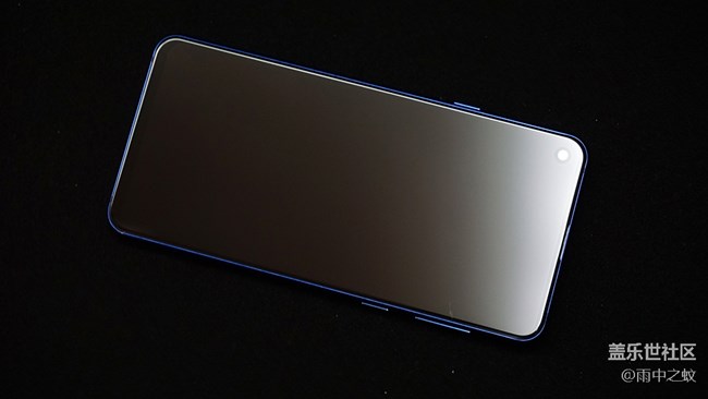 是妥協(xié)還是另辟蹊徑？黑瞳全視屏是一種什么體驗(yàn)？