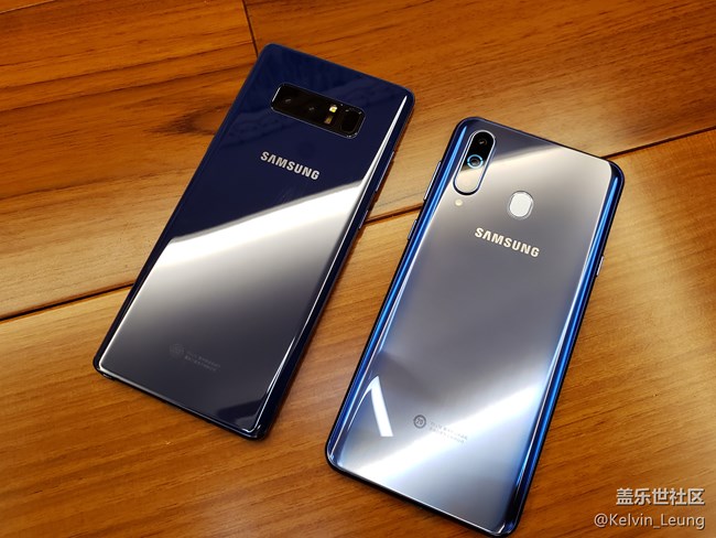 【Galaxy A8s星粉體驗(yàn)活動(dòng)】A8s上手，一個(gè)黑瞳，洞見未來。