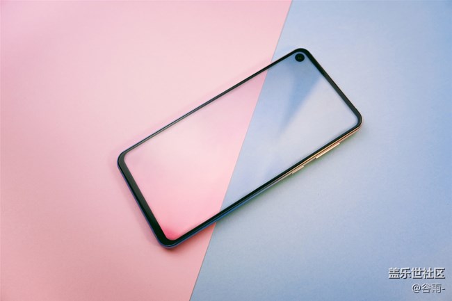 藍(lán)粉森林中的獨(dú)角精靈