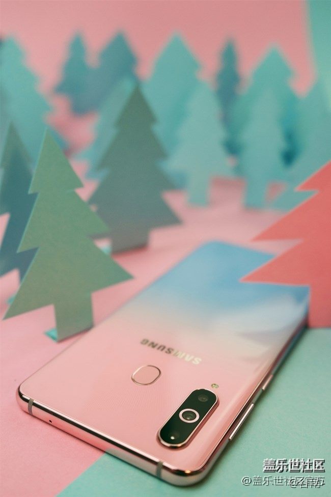 【每周精帖匯135期】Galaxy A8s獨(dú)角精靈版上市啦