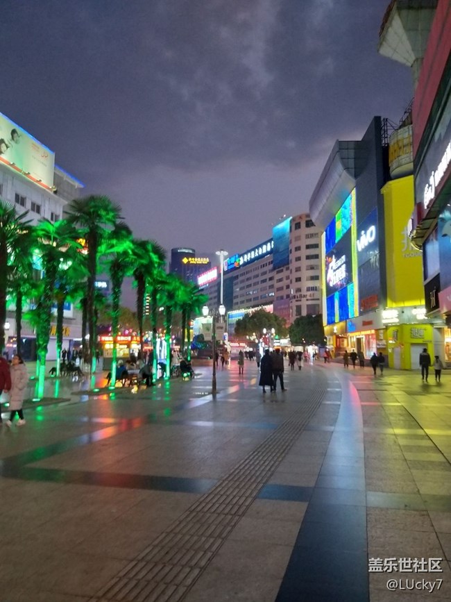 希望能加強(qiáng)優(yōu)化一下Galaxy S輕奢版的相機(jī)