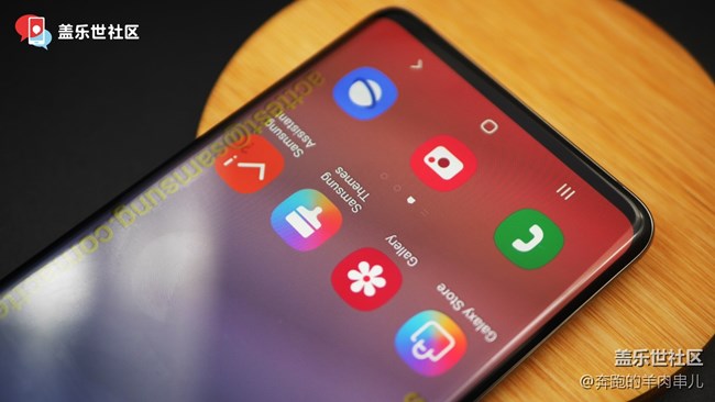 新“十代”新面孔 三星Galaxy S10系列美圖賞