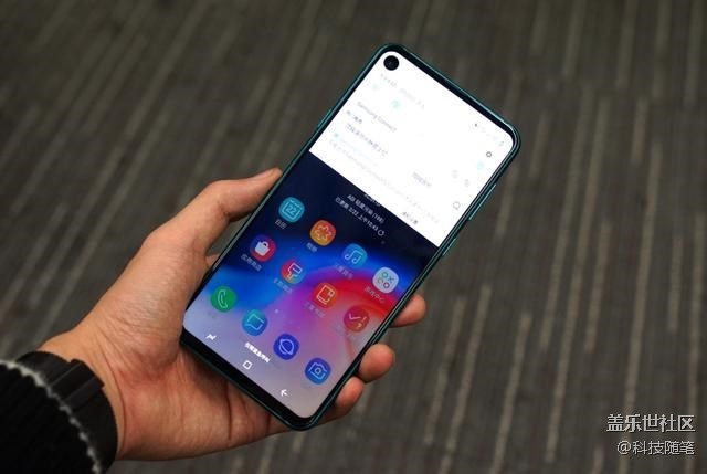 前沿科技的先行者，三星Galaxy A8s體驗評測