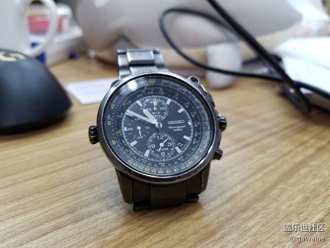 批評手上的s10+拍照！