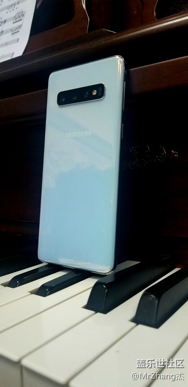 玉白S10前天到手