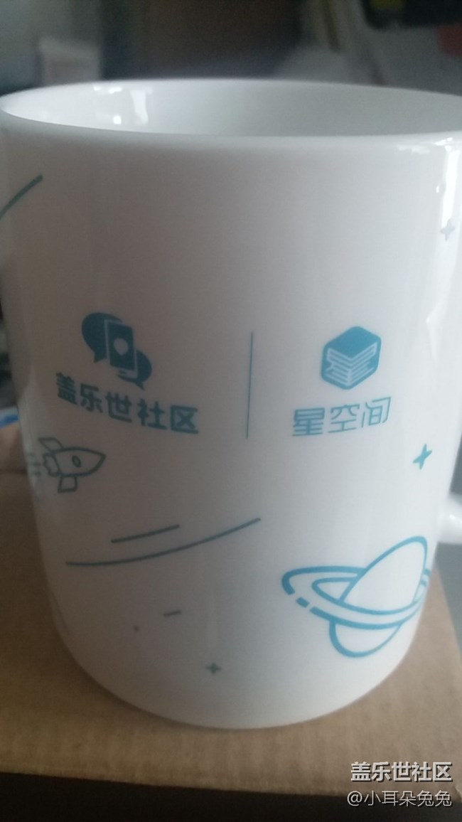 曬杯子啦，