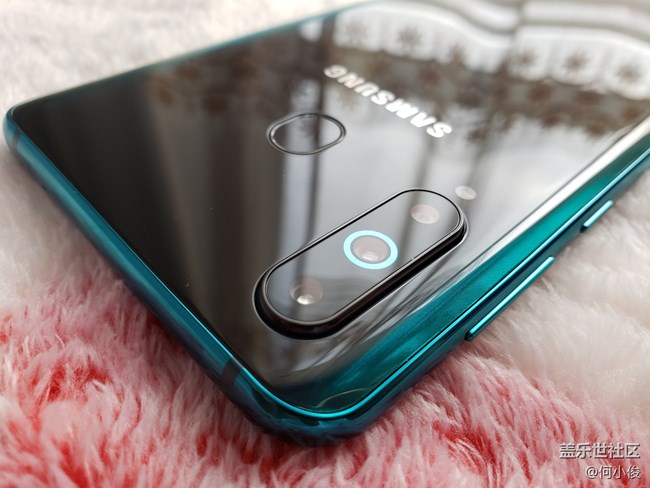 【測(cè)評(píng)】一份遲到的測(cè)評(píng)Galaxy A8s-part1-開箱+特色