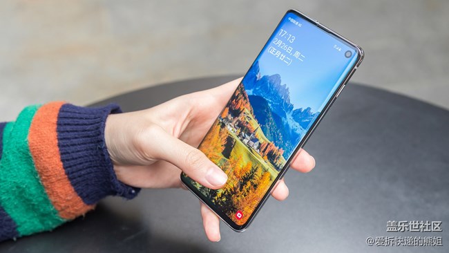 三星 Galaxy S10 上手體驗：真正的“戰(zhàn)斗天使”在這里