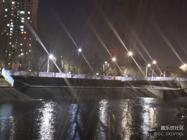 三星S9+  夜間拍照問題 求助～