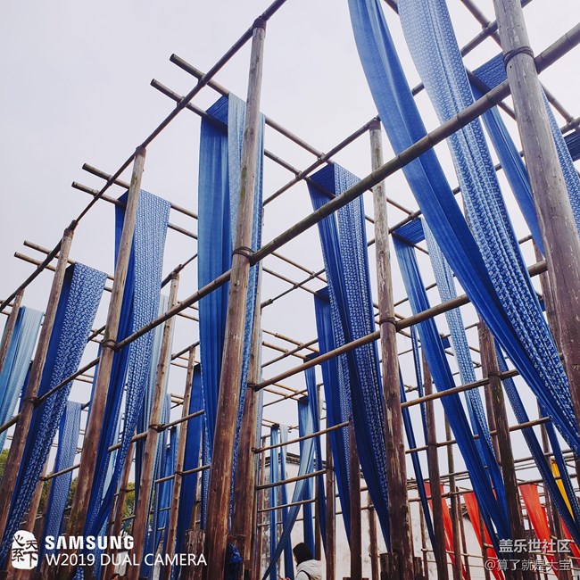 一個月“折疊”手機(jī)重度使用· 更貴的價格·不一樣的折疊 一個月“折疊”手機(jī)重度使用· 更貴的價格·不一樣的折疊