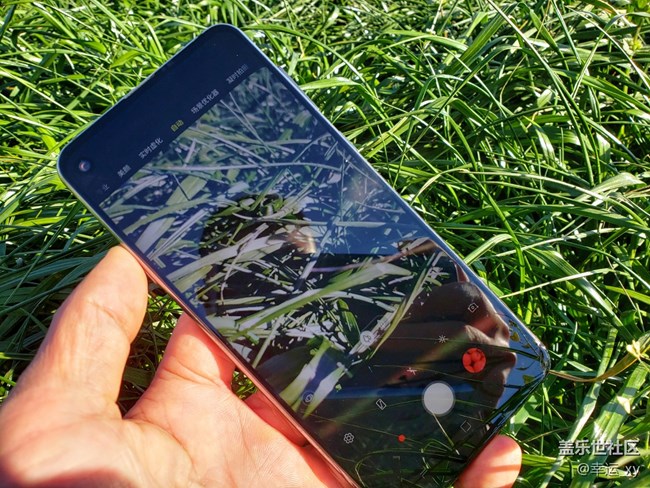 三星Galaxy A8s圖賞