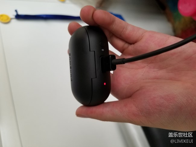 看到一些朋友都拿到Galaxy Buds了，而自己卻在用IconX 2018