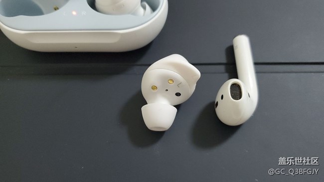 港版512贈送Buds入耳及與airpods 簡單對比 港版512贈送Buds入耳及與airpods 簡單對比