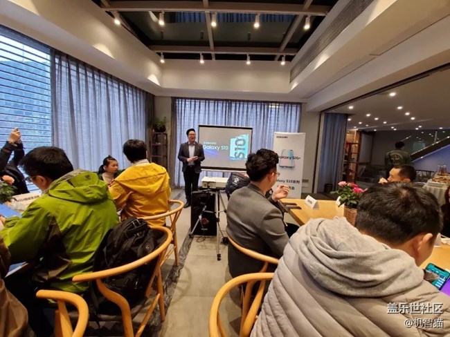 三星Galaxy S10+深度體驗:足以證明三星回歸中國市場的野心 三星Galaxy S10+深度體驗:足以證明三星回歸中國市場的野心