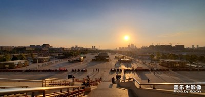 昆明南站廣場(chǎng)