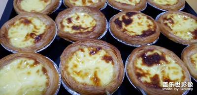 隨手拍-剛出爐的蛋撻