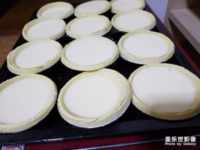 隨手拍-放假早餐做蛋撻