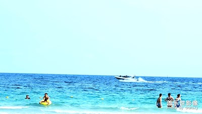 沙灘陽(yáng)光篝火