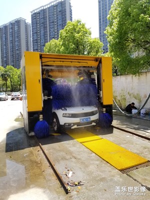 自動(dòng)洗車感受，五元一次，66666