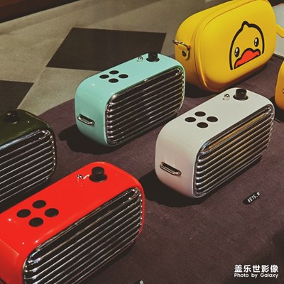 S10+鏡頭下的藍(lán)海風(fēng)書店