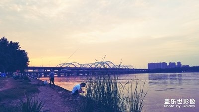 換個(gè)色調(diào)，換份心情