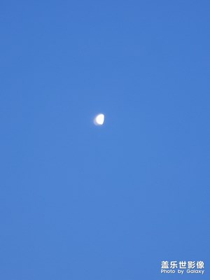 月亮