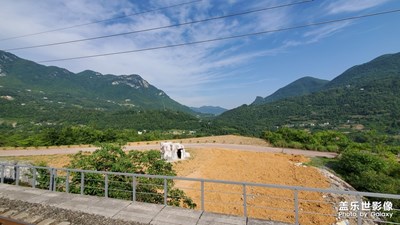 【向往的天空】＋沿途的云