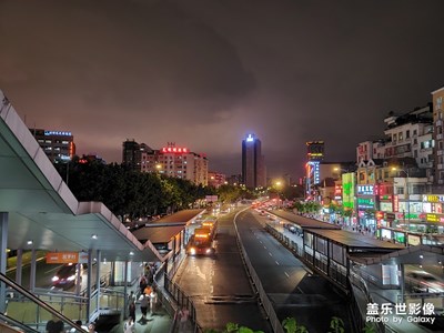 更新后的夜景好像沒區(qū)別