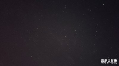 樓下拍星星~