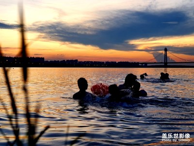 【天邊的云】+ 夕陽(yáng)無(wú)限好