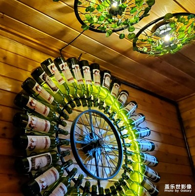 從前，有一個(gè)美麗的轉(zhuǎn)角