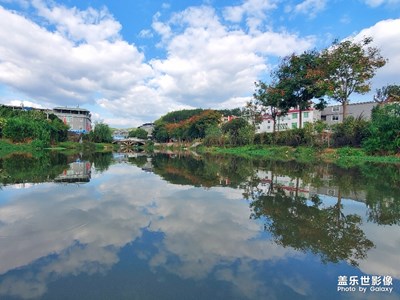 【愛在深秋】+秋云