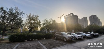 冬日暖暖的朝陽