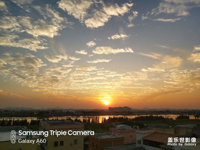 【美麗的云】在這角落的拍攝