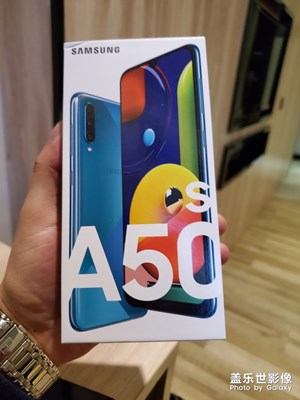 買了A50s送給老爸的圣誕禮物