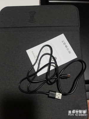 ［雙旦驚喜］搶到的無線充電鼠標(biāo)墊