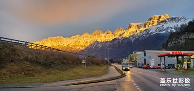 三星s10 在德國(guó)來(lái)往瑞士的路上 偶遇金山