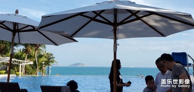 三亞亞龍灣瑞吉酒店的恒溫泳池