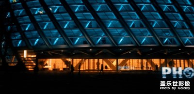 【繽紛世界】藍(lán)黃