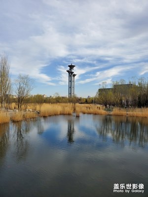 奧森，哪張圖更好一些，下面是原圖直出