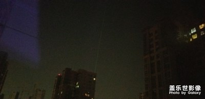 雨后的夜