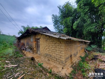 【光影色彩】+舊房沉淀了時(shí)光