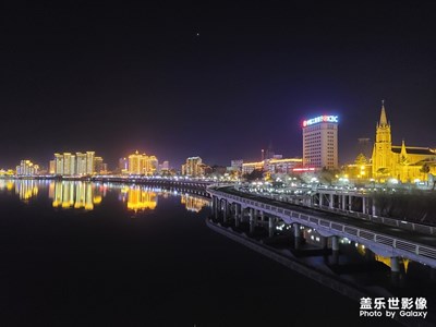 我的家，在東北松花江上。