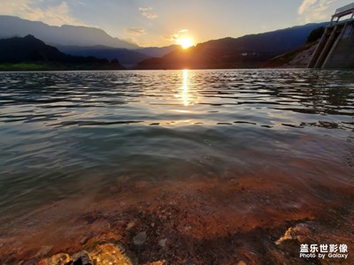 “#紅的溫度#+生機(jī)