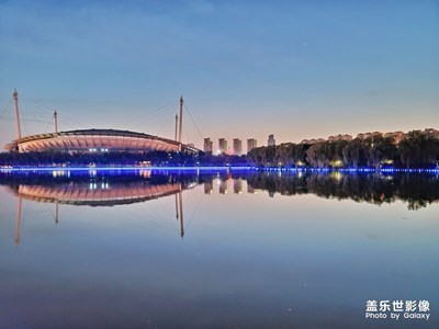 精彩翻倍+夜燈初上