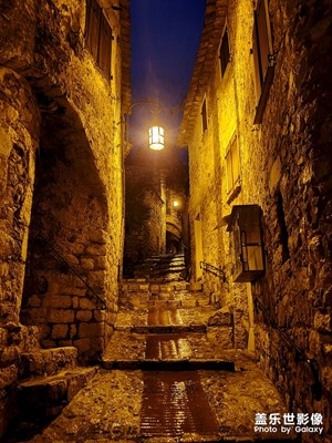 精彩翻倍＋山頂上的。