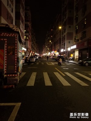 下班隨手拍所住小區(qū)街道