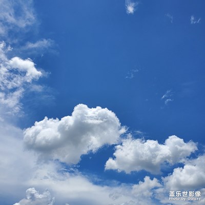 今日份深圳藍…