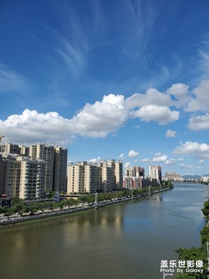 【夏日色彩】+六月的天娃娃臉